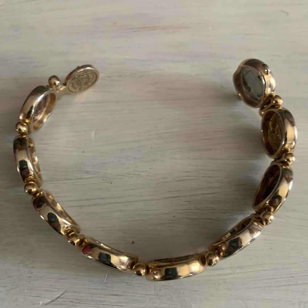 Queen Elizabeth II Tri Color Coin Style Bracelet - Picture 6 of 9